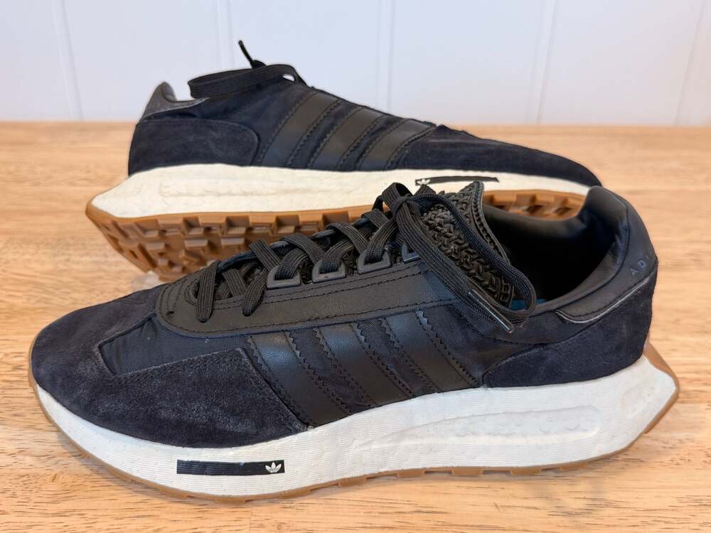 adidas Originals Retropy E5 Sneaker, Black, US Mens 9